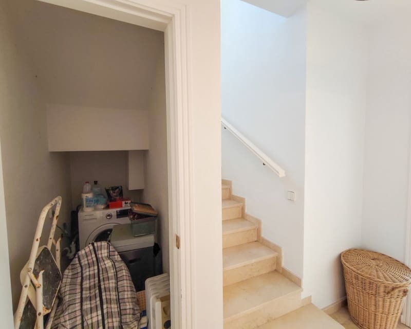 3 quarto Moradia para venda em Villamartin com piscina - 429 995 € (Ref: 10101502)