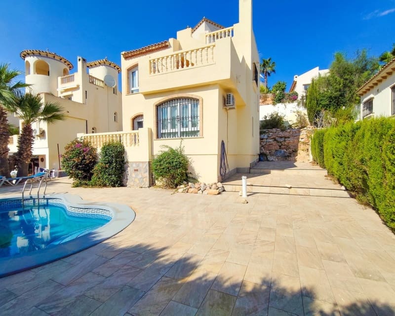 3 quarto Moradia para venda em Villamartin com piscina - 429 995 € (Ref: 10101502)