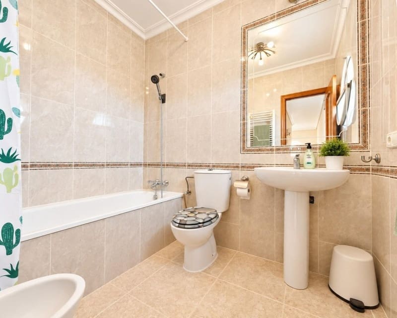 3 soveværelse Villa til salg i Villamartin med swimmingpool - € 369.000 (Ref: 10101504)
