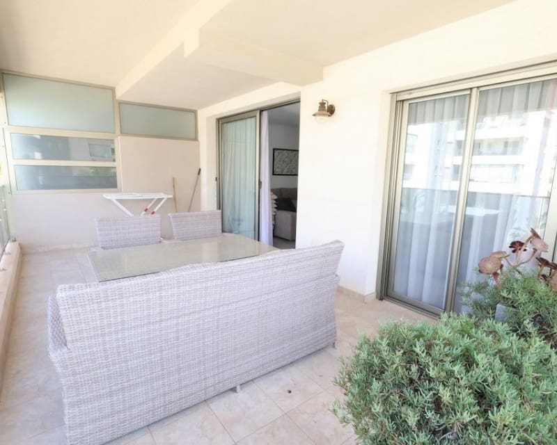 2 soveværelse Lejlighed til salg i Villamartin med swimmingpool garage - € 289.000 (Ref: 10101505)