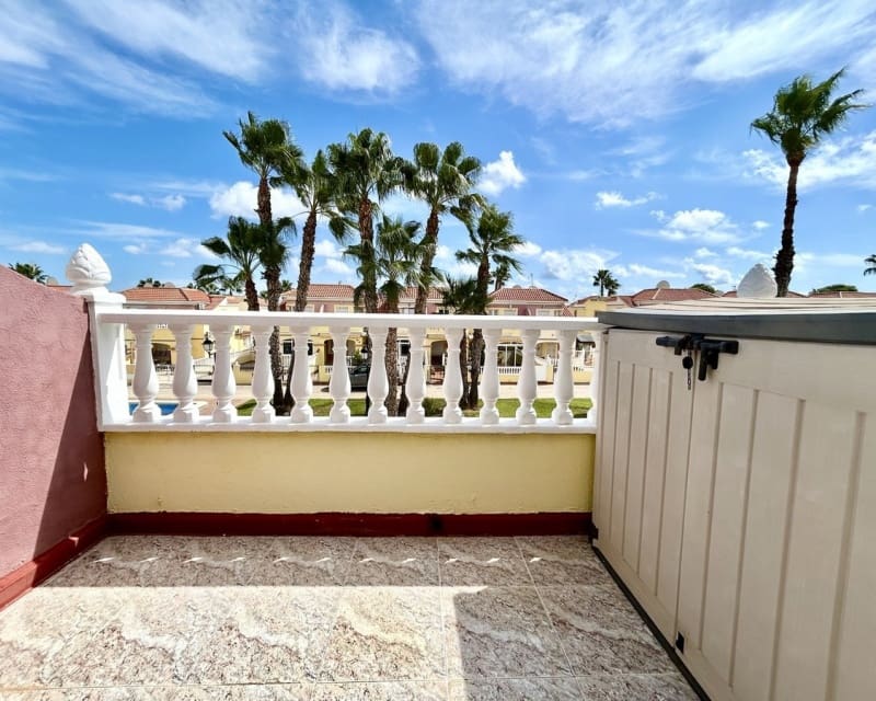 3 sovrum Hus till salu i Cabo Roig med pool garage - 219 995 € (Ref: 10101506)