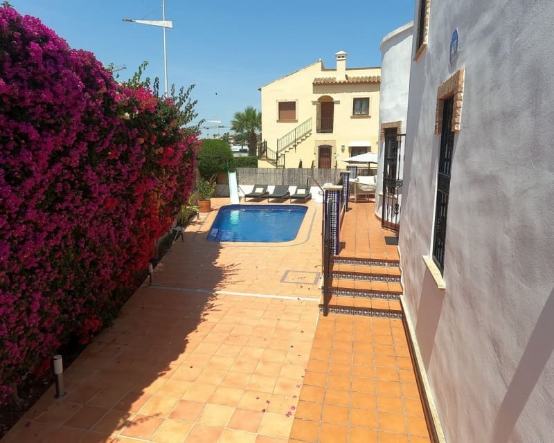 3 slaapkamer Villa te koop in Algorfa met zwembad - € 449.995 (Ref: 10101510)