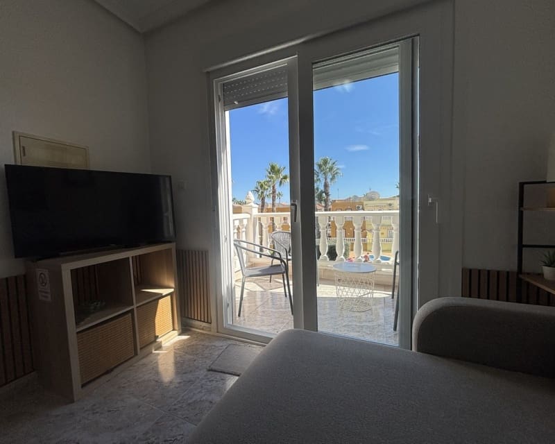 2 sovrum Lägenhet till salu i Cabo Roig med pool - 179 999 € (Ref: 10101511)