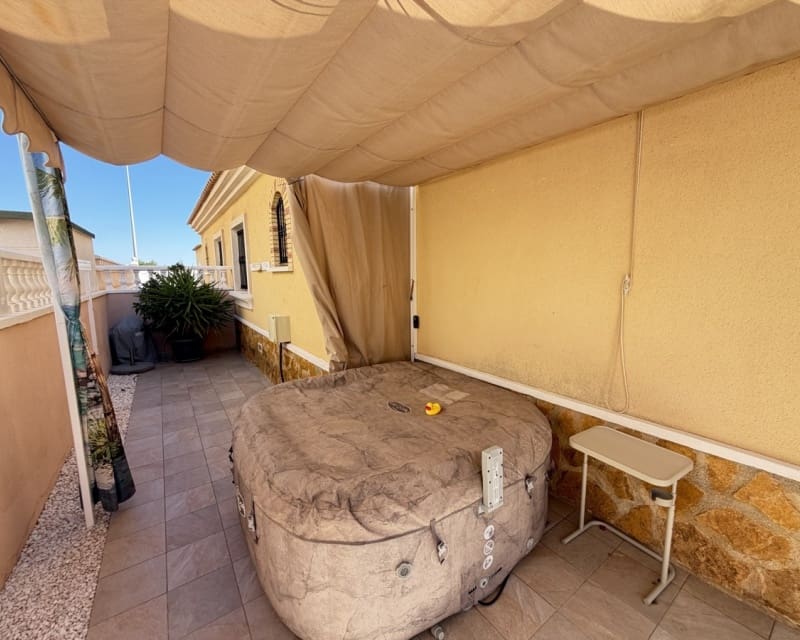 2 soveværelse Lejlighed til salg i Villamartin med swimmingpool - € 219.000 (Ref: 10101518)