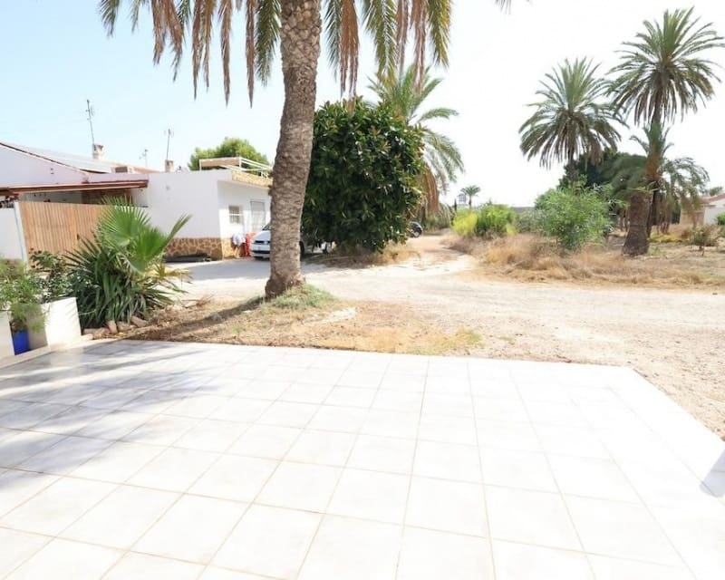 3 sypialnia Bungalow na sprzedaż w La Torreta z basenem garażem - 145 000 € (Ref: 10101519)