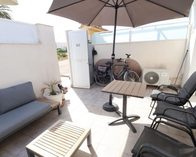 3 sypialnia Bungalow na sprzedaż w La Torreta z basenem garażem - 145 000 € (Ref: 10101519)