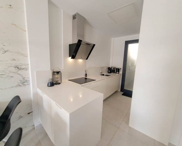 3 soverom Hus til salgs i Villamartin, Orihuela med svømmebasseng - € 330 000 (Ref: 10101521)