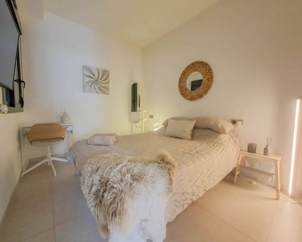 3 soverom Hus til salgs i Villamartin, Orihuela med svømmebasseng - € 330 000 (Ref: 10101521)