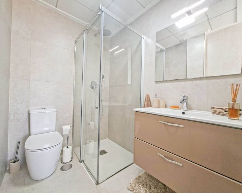 3 soverom Hus til salgs i Villamartin med svømmebasseng - € 330 000 (Ref: 10101521)
