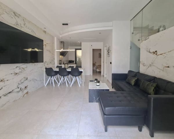 3 soverom Hus til salgs i Villamartin, Orihuela med svømmebasseng - € 330 000 (Ref: 10101521)