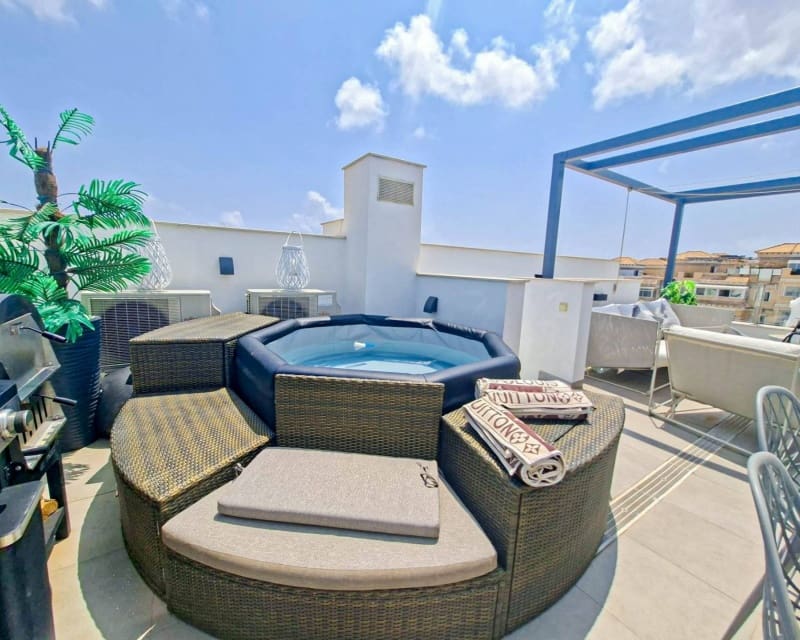 3 soverom Hus til salgs i Villamartin med svømmebasseng - € 330 000 (Ref: 10101521)