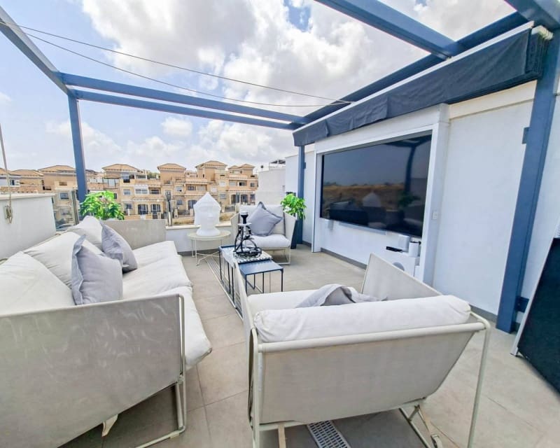 3 soverom Hus til salgs i Villamartin med svømmebasseng - € 330 000 (Ref: 10101521)