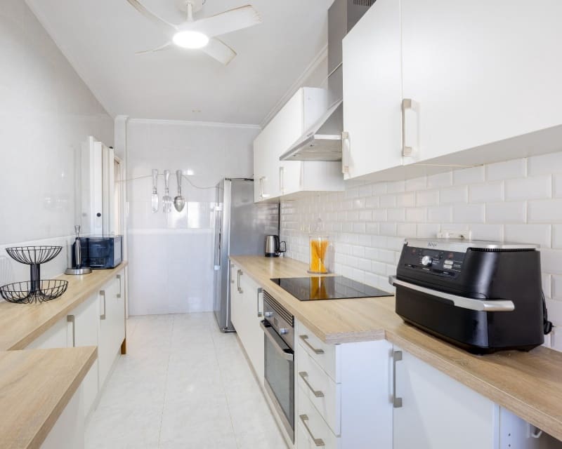 4 soverom Villa til salgs i Benimar med svømmebasseng garasje - € 379 950 (Ref: 10166995)