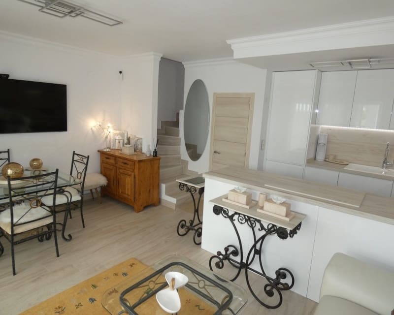 Casa de 2 habitaciones en Los Balcones en venta con piscina - 155.000 € (Ref: 10166997)