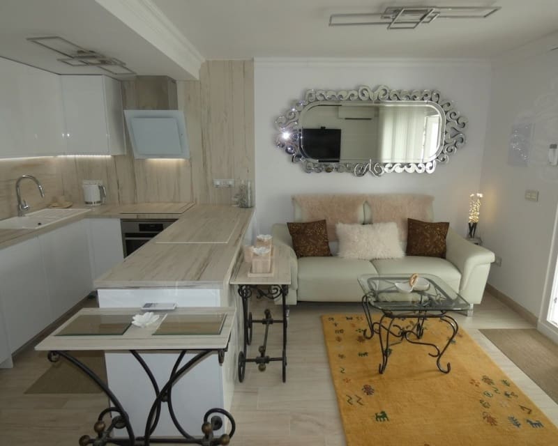 Casa de 2 habitaciones en Los Balcones en venta con piscina - 155.000 € (Ref: 10166997)