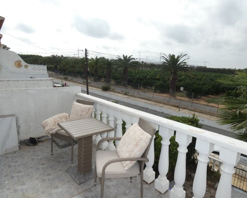 Casa de 2 habitaciones en Los Balcones en venta con piscina - 155.000 € (Ref: 10166997)