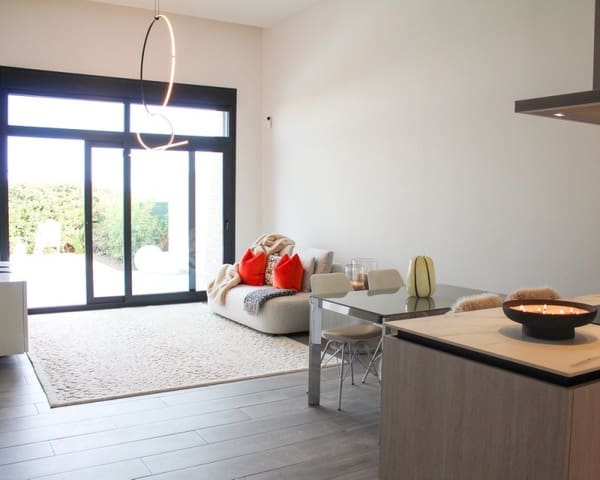 3 sypialnia Willa na sprzedaż w Algorfa z basenem garażem - 449 000 € (Ref: 10166998)