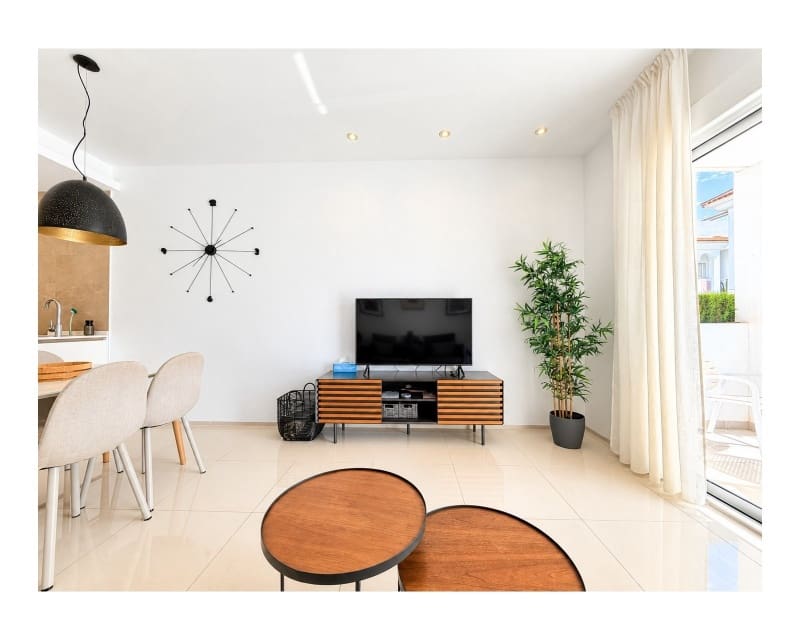 2 Zimmer Apartment zu verkaufen in Dona Pepa mit Pool - 260.000 € (Ref: 10167002)