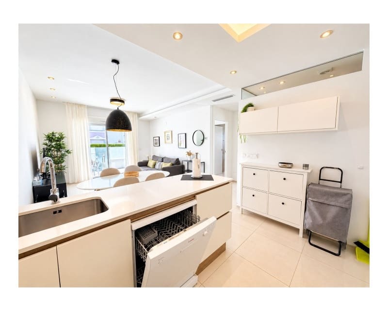 2 Zimmer Apartment zu verkaufen in Dona Pepa mit Pool - 260.000 € (Ref: 10167002)