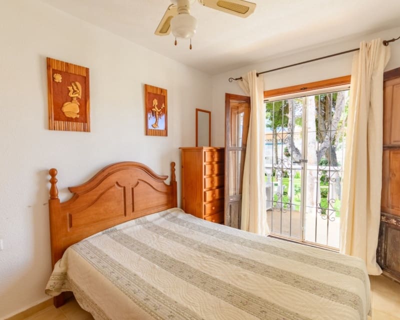 Casa de 2 habitaciones en Los Balcones en venta con piscina - 165.000 € (Ref: 10167008)