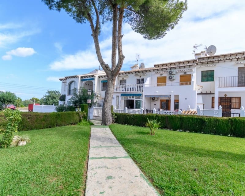 Casa de 2 habitaciones en Los Balcones en venta con piscina - 165.000 € (Ref: 10167008)