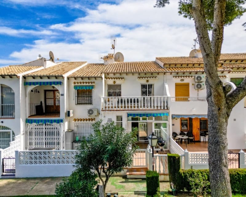 Casa de 2 habitaciones en Los Balcones en venta con piscina - 165.000 € (Ref: 10167008)