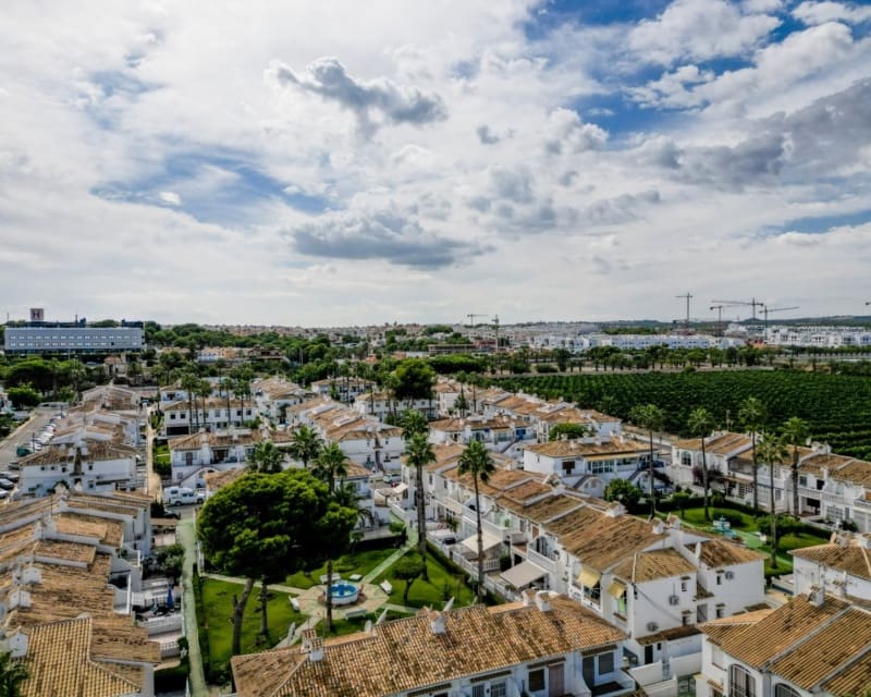 Casa de 2 habitaciones en Los Balcones en venta con piscina - 165.000 € (Ref: 10167008)