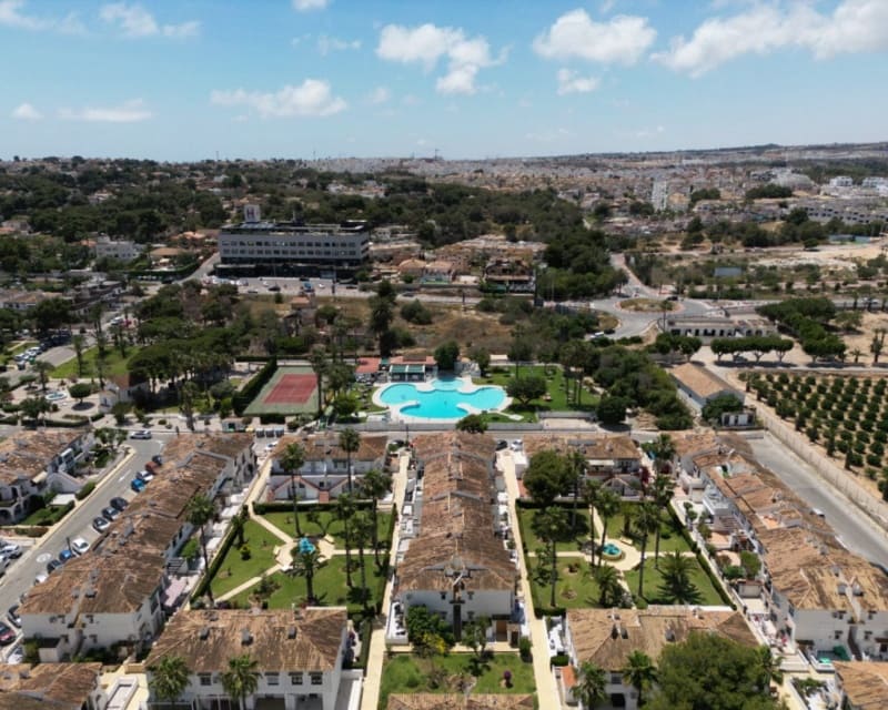 Casa de 2 habitaciones en Los Balcones en venta con piscina - 165.000 € (Ref: 10167008)
