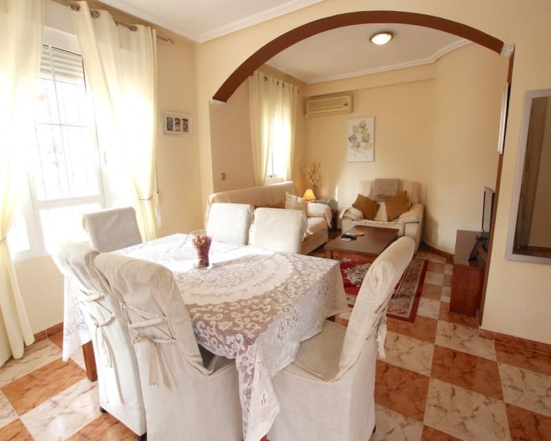 2 soverom Villa til salgs i Cabo Roig med svømmebasseng garasje - € 220 000 (Ref: 10167011)