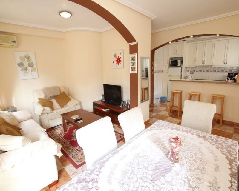 2 soverom Villa til salgs i Cabo Roig med svømmebasseng garasje - € 220 000 (Ref: 10167011)