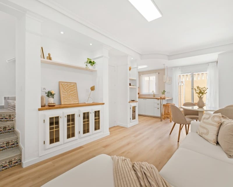2 soveværelse Byhus til salg i Villamartin med swimmingpool garage - € 229.800 (Ref: 10167012)
