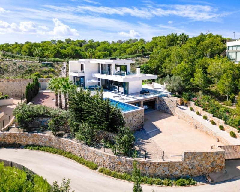 Chalet de 6 habitaciones en Campoamor en venta con piscina - 1.990.000 € (Ref: 10167013)