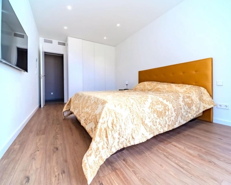 Chalet de 6 habitaciones en Campoamor en venta con piscina - 1.990.000 € (Ref: 10167013)