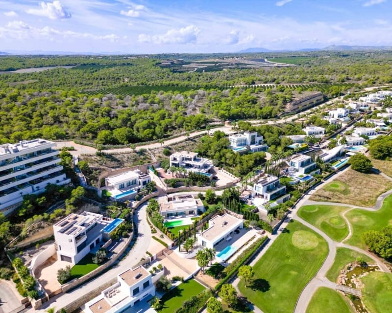 Chalet de 6 habitaciones en Campoamor en venta con piscina - 1.990.000 € (Ref: 10167013)
