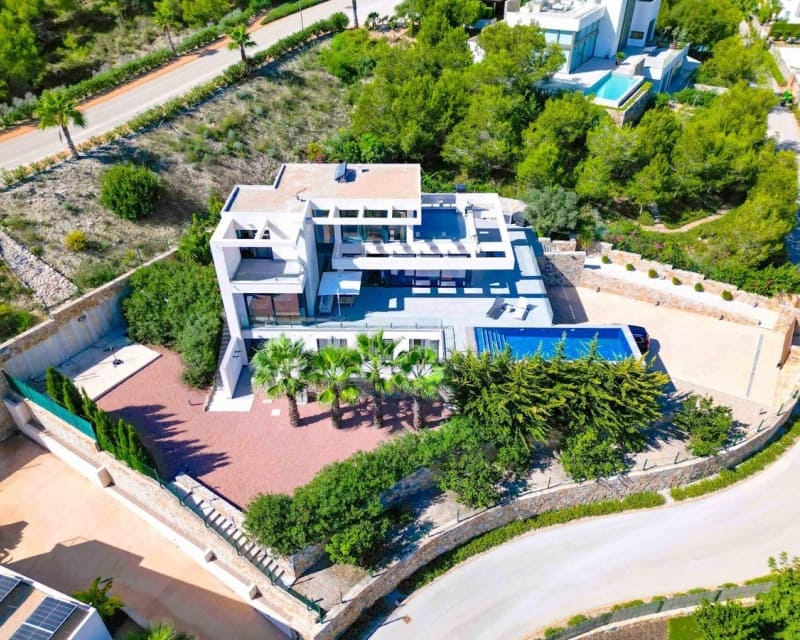 Chalet de 6 habitaciones en Campoamor en venta con piscina - 1.990.000 € (Ref: 10167013)