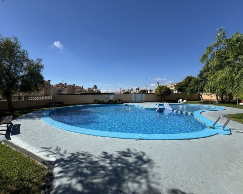 Apartamento de 3 habitaciones en La Florida en venta con piscina - 179.000 € (Ref: 10167014)