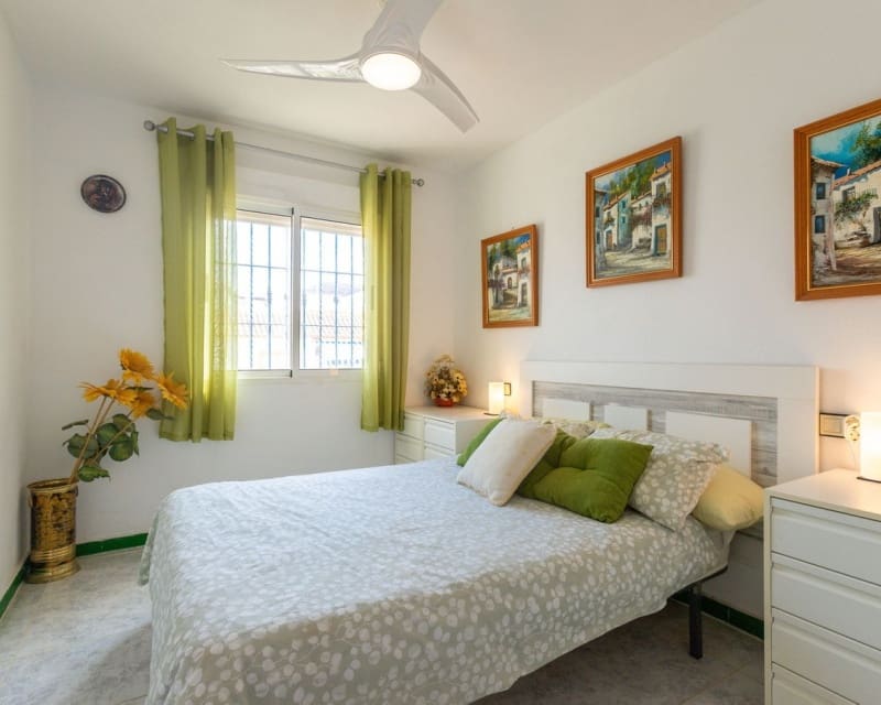 Apartamento de 3 habitaciones en La Florida en venta con piscina - 179.000 € (Ref: 10167014)