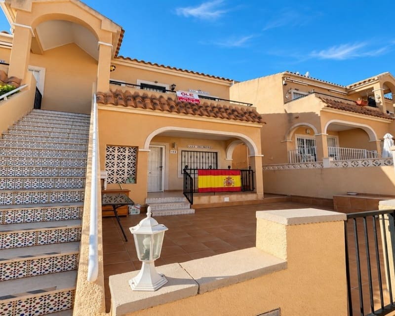 Apartamento de 2 habitaciones en Villamartin en venta con piscina - 139.900 € (Ref: 10167015)