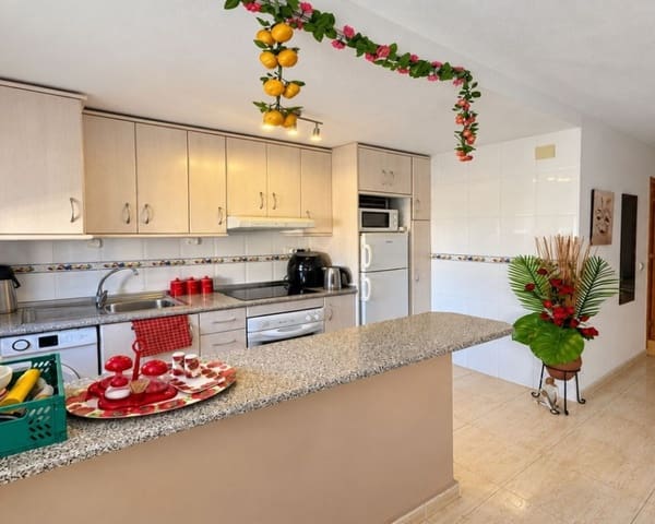 Apartamento de 2 habitaciones en Villamartin, Orihuela en venta con piscina - 139.900 € (Ref: 10167015)