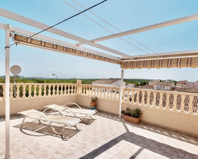3 bedroom Townhouse for sale in Torrevieja with garage - € 199,000 (Ref: 10167017)