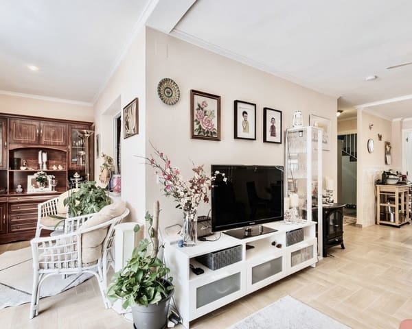 3 bedroom Townhouse for sale in El Chaparral, Torrevieja with garage - € 199,000 (Ref: 10167017)