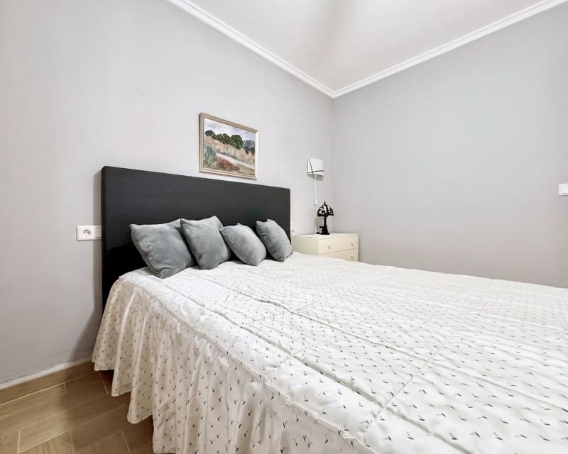 3 bedroom Townhouse for sale in Torrevieja with garage - € 199,000 (Ref: 10167017)