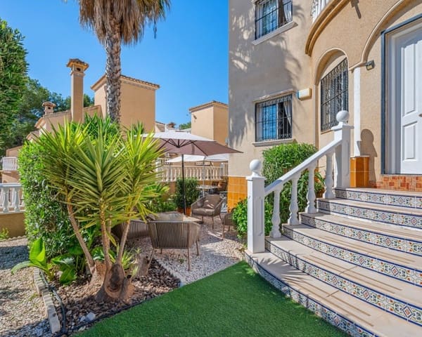 3 soveværelse Byhus til salg i Villamartin, Orihuela med swimmingpool garage - € 265.000 (Ref: 10167018)