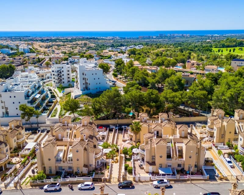 3 soveværelse Byhus til salg i Villamartin med swimmingpool garage - € 265.000 (Ref: 10167018)