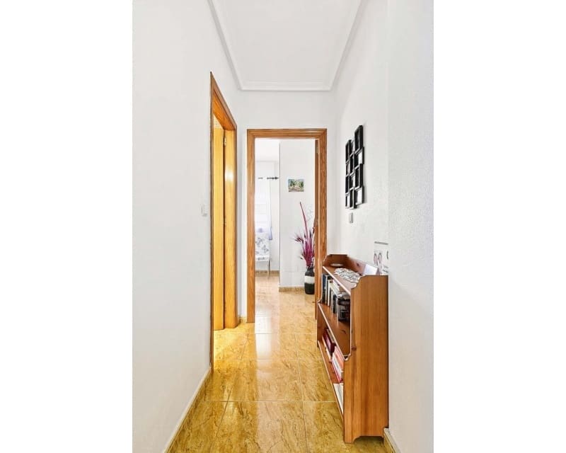 3 soveværelse Byhus til salg i Playa Flamenca med swimmingpool garage - € 197.950 (Ref: 10167019)