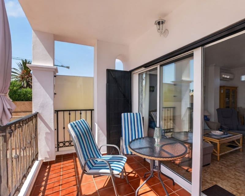 2 soveværelse Lejlighed til salg i Orihuela Costa med swimmingpool garage - € 230.000 (Ref: 10167020)