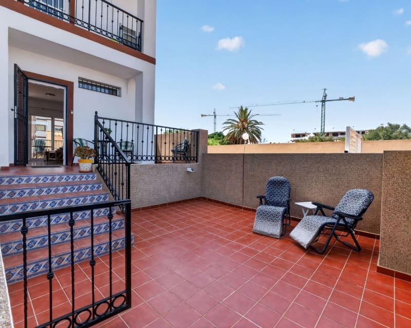2 soveværelse Lejlighed til salg i Orihuela Costa med swimmingpool garage - € 230.000 (Ref: 10167020)