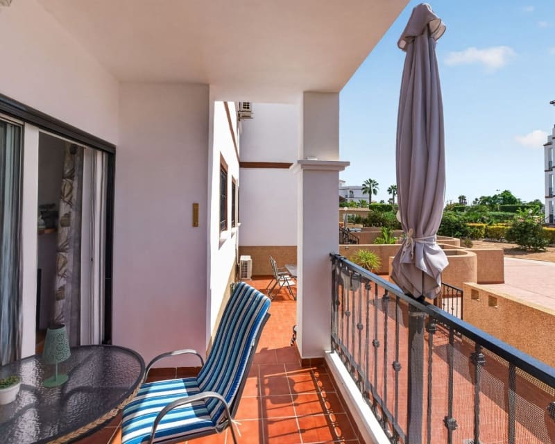 2 soveværelse Lejlighed til salg i Orihuela Costa med swimmingpool garage - € 230.000 (Ref: 10167020)