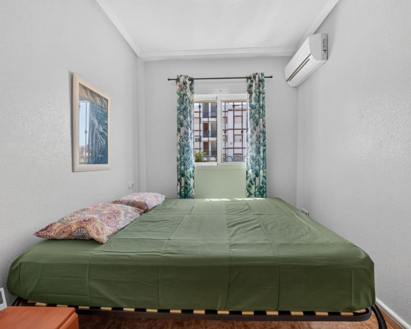 2 soveværelse Lejlighed til salg i Orihuela Costa med swimmingpool garage - € 230.000 (Ref: 10167020)