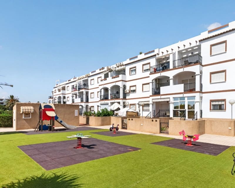 2 soveværelse Lejlighed til salg i Orihuela Costa med swimmingpool garage - € 230.000 (Ref: 10167020)
